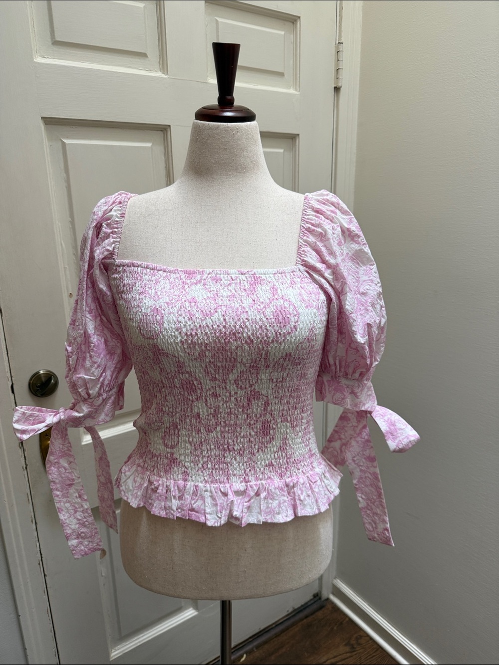 Pink Floral Smocked Puff-Sleeve Blouse with Tie Cuffs